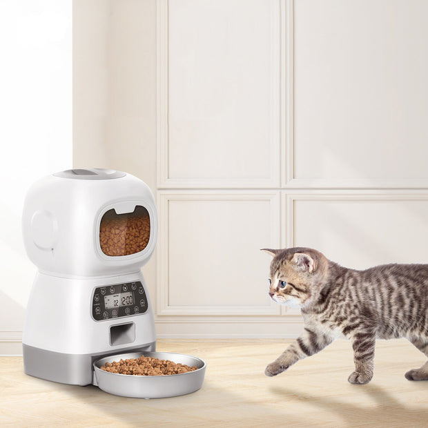 Pet's Automatic Food Dispenser